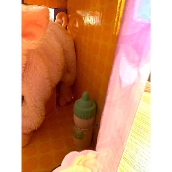 FurReal Friends Newborn Piglet 2006 Sealed Collectible NIB - Picture 5 of 12